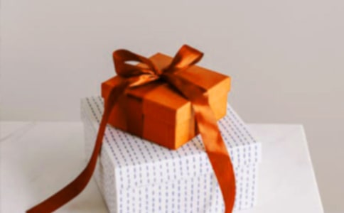 关爱他人福利院之行策划书